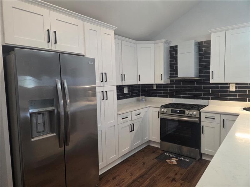 4 bedroom, 3 bathroom, 1,700 sq ft single family residence for rent at 755 Bonnie Brae Avenue, Atlanta, GA 30310 for $2,700 a month — photo 9