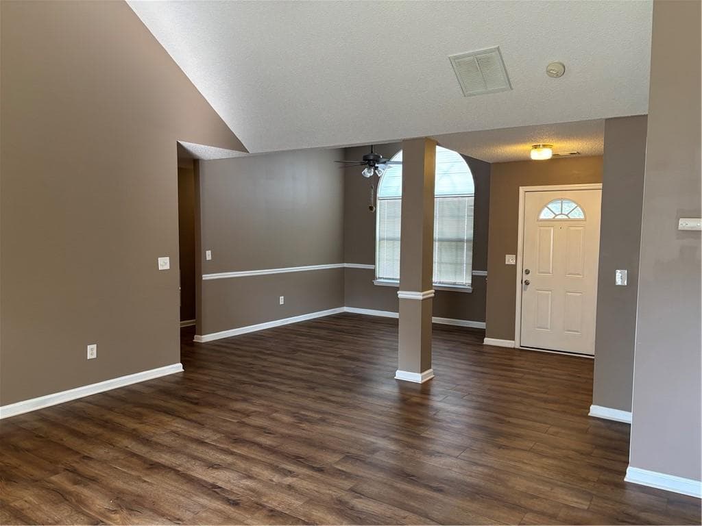 3 bedroom, 2 bathroom, 1,518 sq ft single family residence for sale at 11943 Spring Lake Way, Fayetteville, GA 30215 — photo 8
