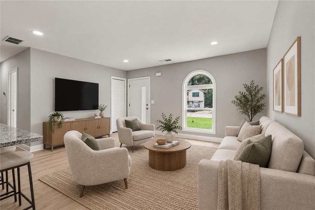 3 bedroom, 1 bathroom, 1,032 sq ft single family residence for sale at 6010 Fieldcrest Drive, Morrow, GA 30260 — photo 6