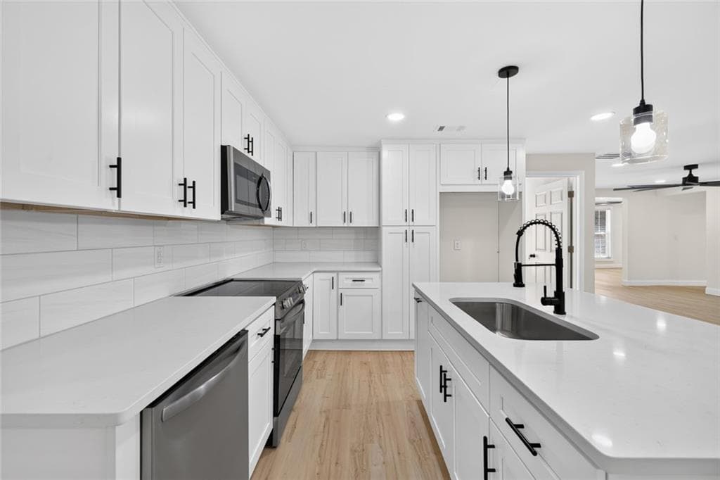 3 bedroom, 4 bathroom, 2,200 sq ft single family residence for sale at 98 Viper Lane, Braselton, GA 30517 — photo 8