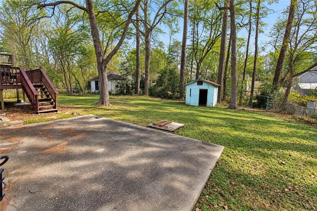 3 bedroom, 3 bathroom, 2,189 sq ft single family residence for sale at 6566 Melandre Drive, Morrow, GA 30260 — photo 7