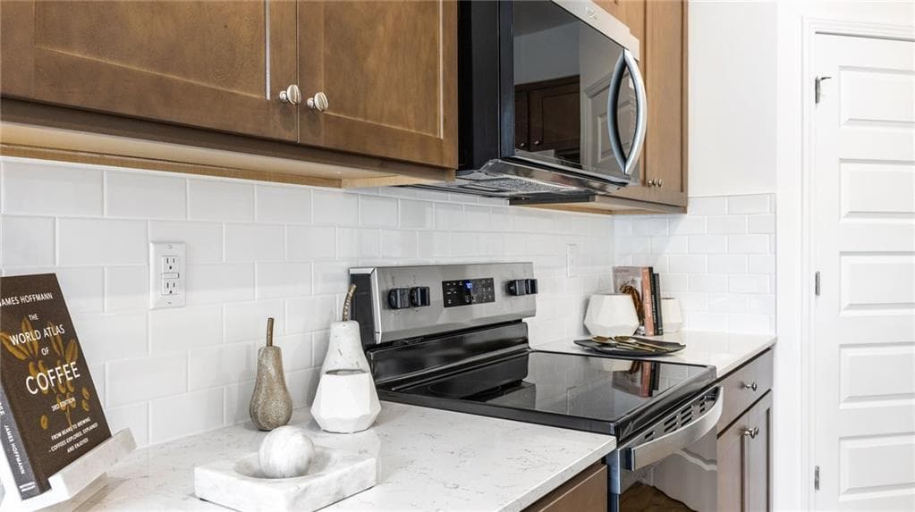 3 bedroom, 3 bathroom, 1,940 sq ft townhouse for sale at 3595 Rowlett Street, Decatur, GA 30034 — photo 10