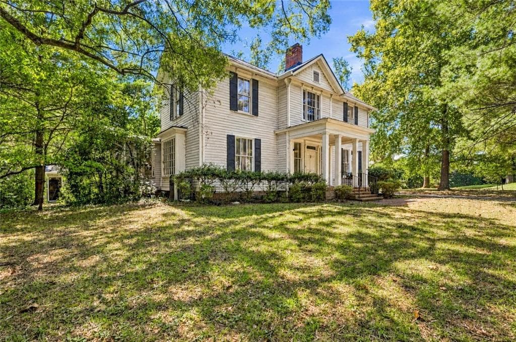 5 bedroom, 3 bathroom, 4,482 sq ft single family residence under contract at 201 Whitlock Avenue, Marietta, GA 30064 — photo 2