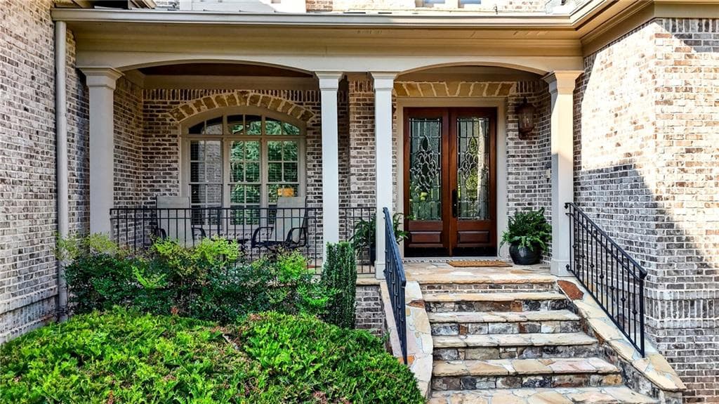 6 bedroom, 7 bathroom, 7,112 sq ft single family residence for sale at 750 Tramore Place, Milton, GA 30004 — photo 8
