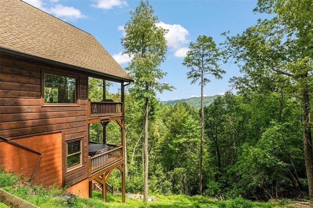 3 bedroom, 2 bathroom, 1,518 sq ft single family residence for sale at 73 Rosiey Lane, Blue Ridge, GA 30513 — photo 5