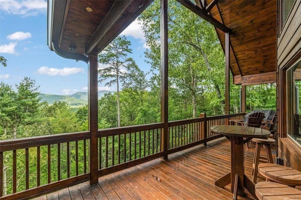 3 bedroom, 2 bathroom, 1,518 sq ft single family residence for sale at 73 Rosiey Lane, Blue Ridge, GA 30513 — photo 7