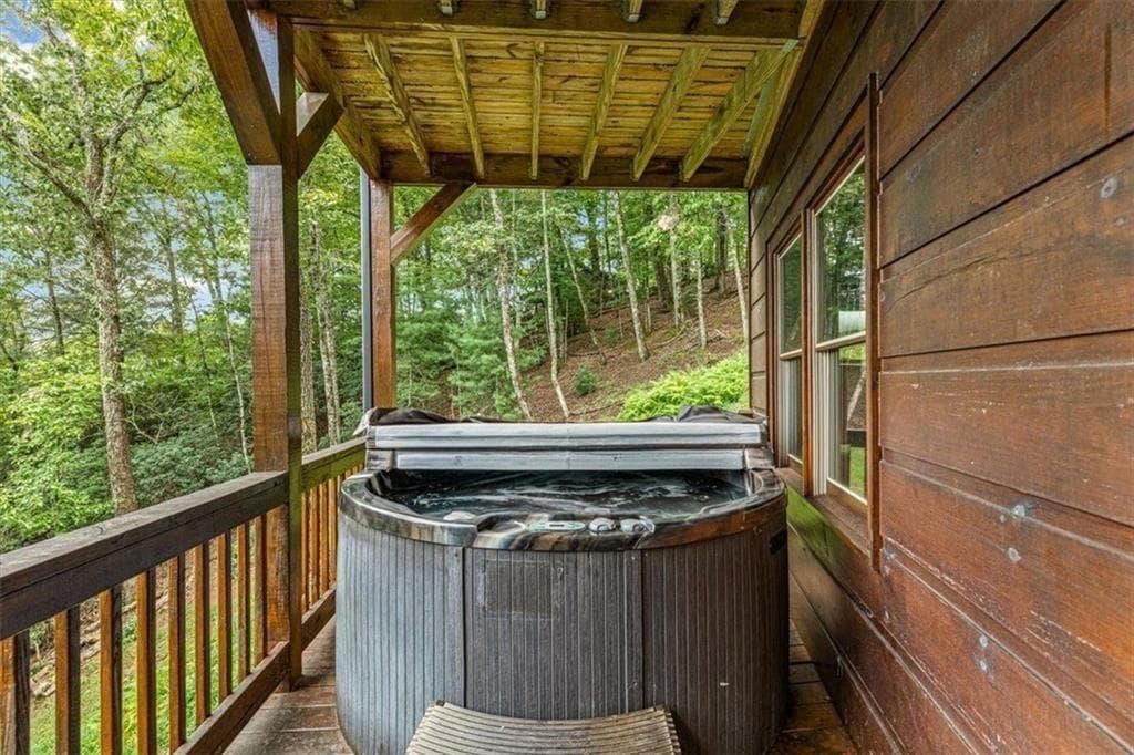 3 bedroom, 2 bathroom, 1,518 sq ft single family residence for sale at 73 Rosiey Lane, Blue Ridge, GA 30513 — photo 10