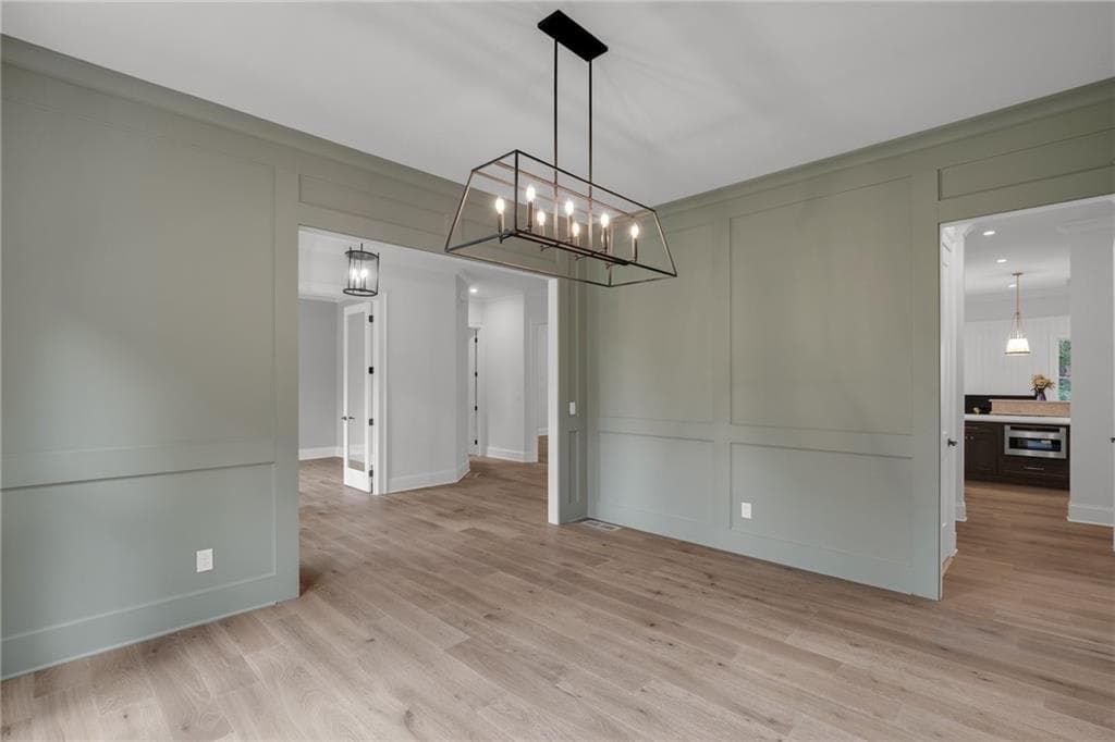 6 bedroom, 6 bathroom, 4,500 sq ft single family residence for rent at 1886 Timothy Drive, Atlanta, GA 30329 for $12,000 a month — photo 10