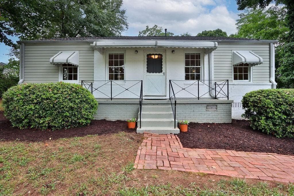 3 bedroom, 1 bathroom, 1,246 sq ft single family residence for rent at 1329 Blanche Drive, Marietta, GA 30067 for $1,850 a month — photo 4