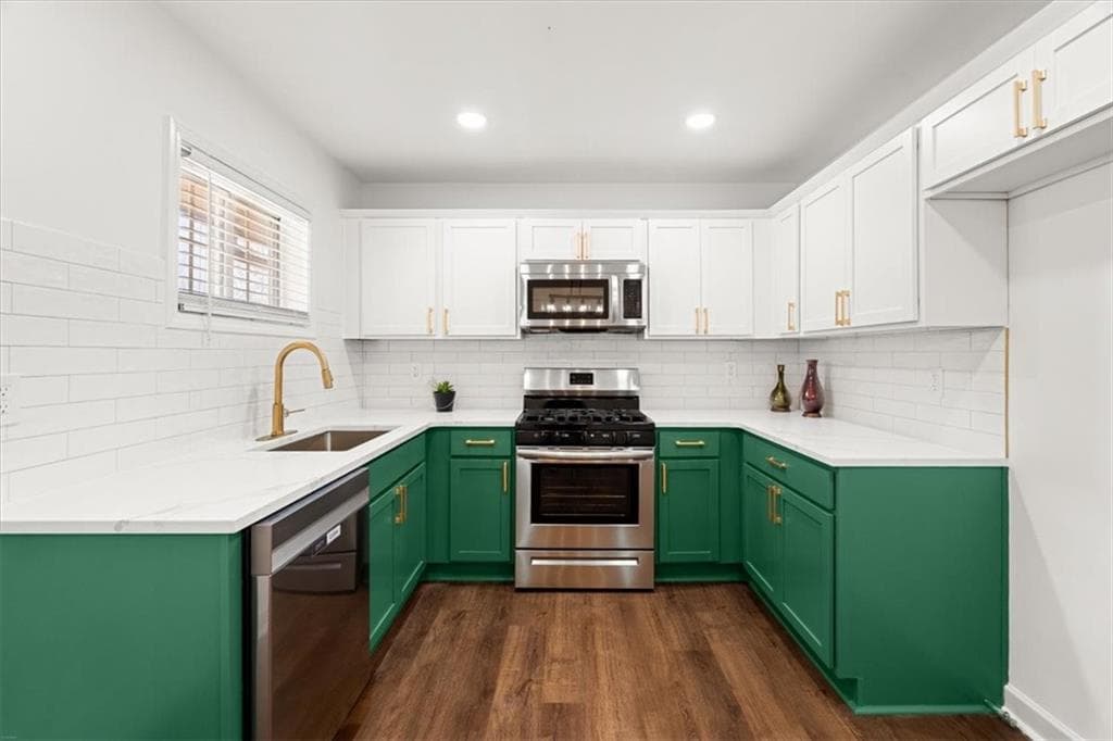 3 bedroom, 2 bathroom, 1,100 sq ft single family residence for sale at 3770 Larkspur Terrace, Decatur, GA 30032 — photo 5
