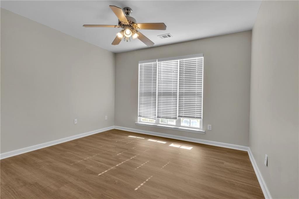 5 bedroom, 3 bathroom, 2,316 sq ft single family residence for sale at 260 Hudson Ridge, Fairburn, GA 30213 — photo 10