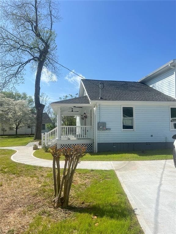 5 bedroom, 4 bathroom, 2,575 sq ft single family residence for rent at 5191 Emory Street, Covington, GA 30014 for $2,900 a month — photo 3