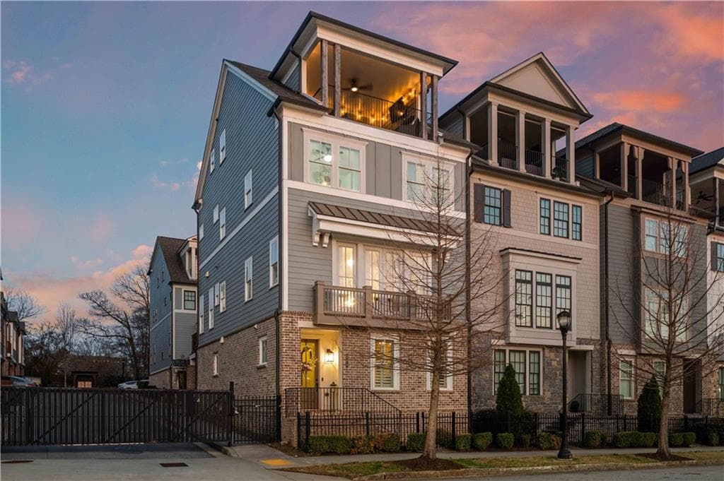 4 bedroom, 5 bathroom, 2,825 sq ft townhouse for rent at 288 Heritage Lane, Atlanta, GA 30316 for $5,750 a month — photo 1 of 55