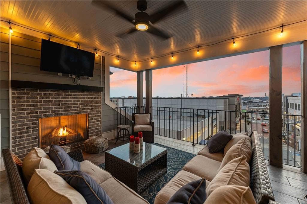 4 bedroom, 5 bathroom, 2,825 sq ft townhouse for rent at 288 Heritage Lane, Atlanta, GA 30316 for $5,750 a month — photo 4