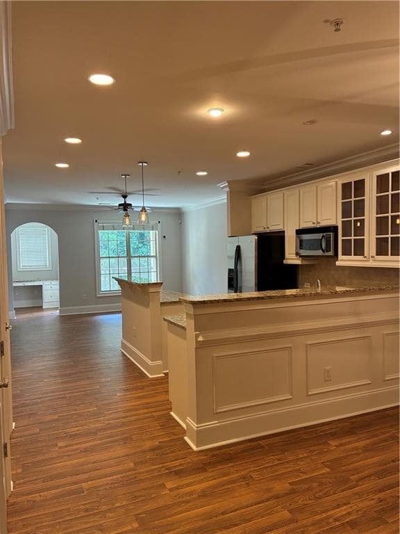 1 bedroom, 1 bathroom, 950 sq ft condominium for rent at 2300 Peachford Road 1203, Atlanta, GA 30338 for $2,000 a month — photo 2