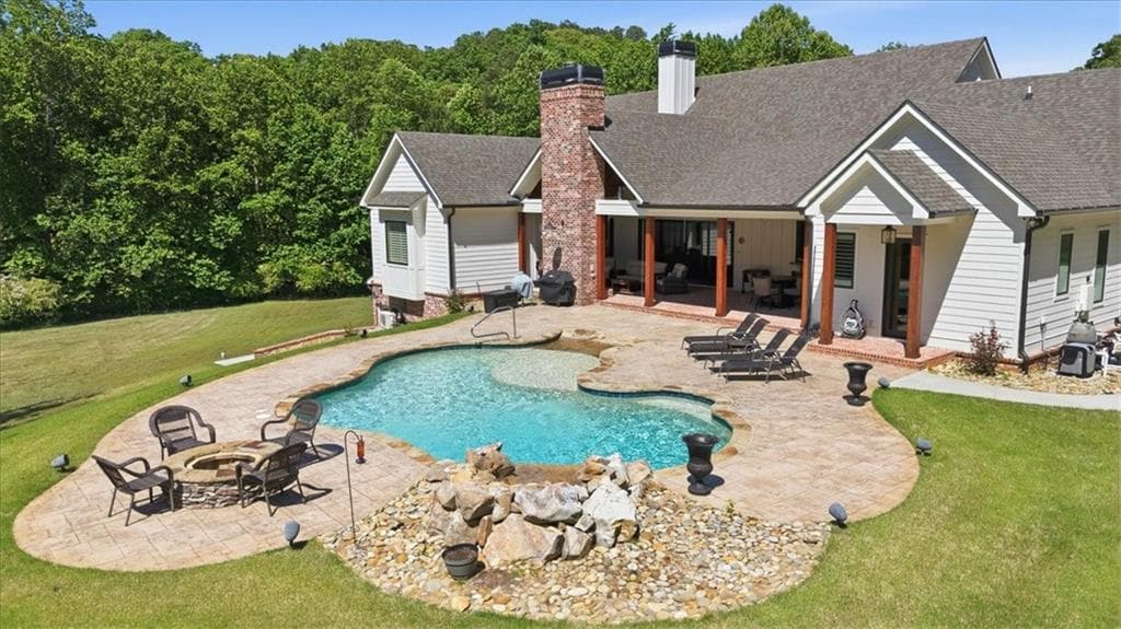 5 bedroom, 6 bathroom, 8,428 sq ft single family residence for sale at 395 Heard Road, Canton, GA 30114 — photo 5