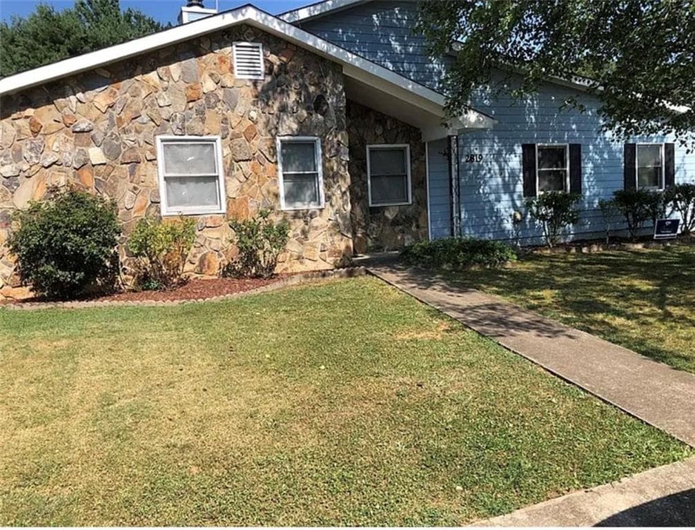 4 bedroom, 2 bathroom, 2,620 sq ft duplex for sale at 2819 Briar Hill Lane, Conyers, GA 30013