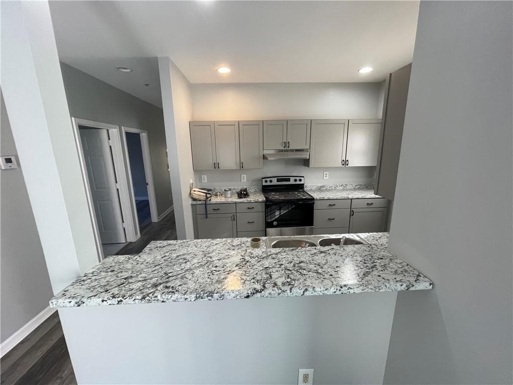 2,286 sq ft duplex for sale at 901 Hall Street, Atlanta, GA 30318 — photo 2