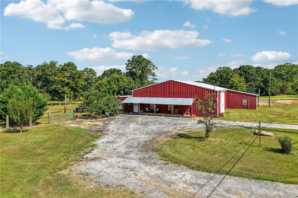 2 bedroom, 1 bathroom, 4,500 sq ft single family residence for sale at 1115 Daniel Road, Villa Rica, GA 30180