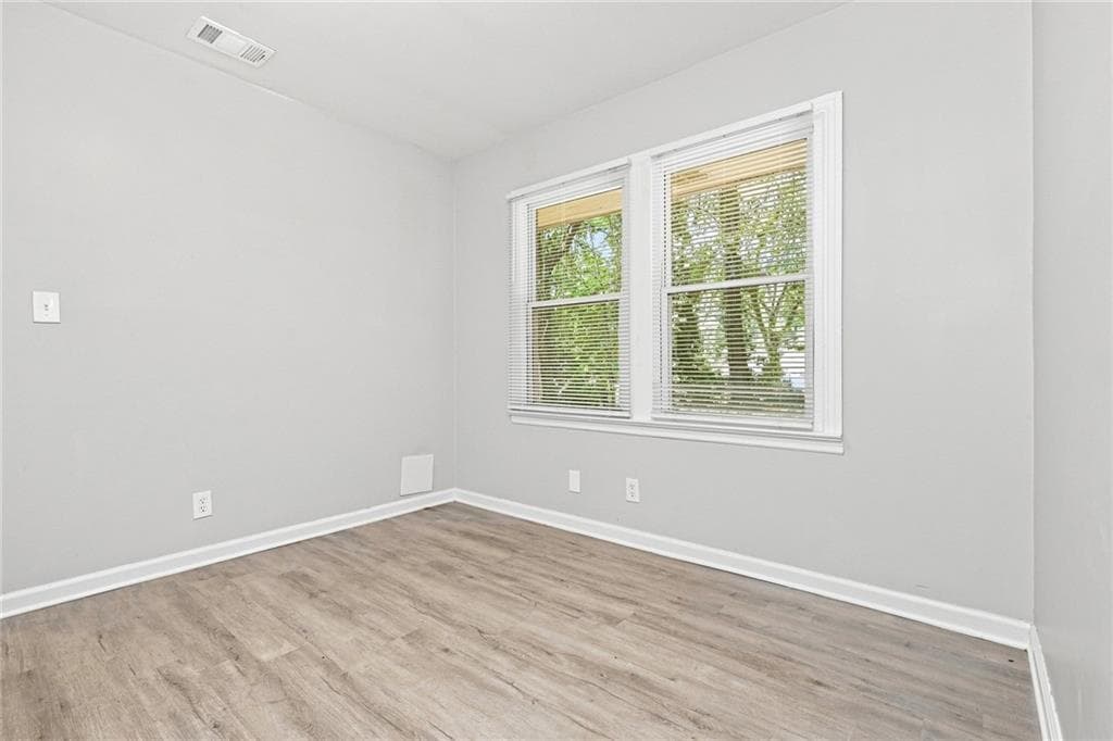 3 bedroom, 1 bathroom, 1,040 sq ft single family residence for rent at 386 Lindsey Drive, Atlanta, GA 30315 for $1,365 a month — photo 9