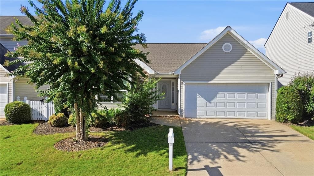 3 bedroom, 2 bathroom, 1,270 sq ft single family residence for sale at 323 Greystone Parkway, Hiram, GA 30141 — photo 6