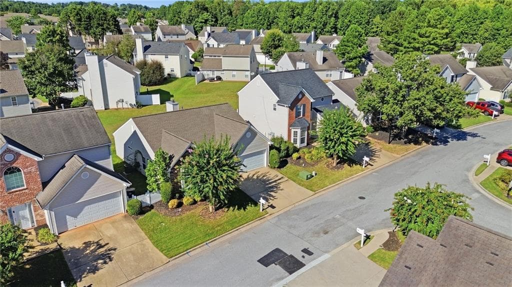 3 bedroom, 2 bathroom, 1,270 sq ft single family residence for sale at 323 Greystone Parkway, Hiram, GA 30141 — photo 7