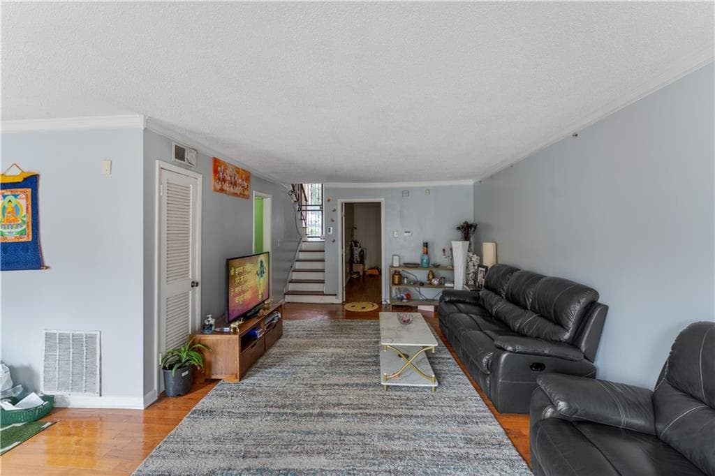 4 bedroom, 3 bathroom, 1,606 sq ft condominium for sale at 2523 Bradford Square, Atlanta, GA 30345 — photo 7
