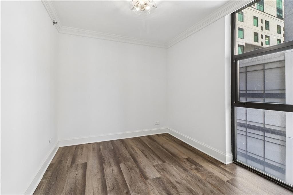 3 bedroom, 2 bathroom, 1,344 sq ft condominium for sale at 620 Peachtree Street 904, Atlanta, GA 30308 — photo 10