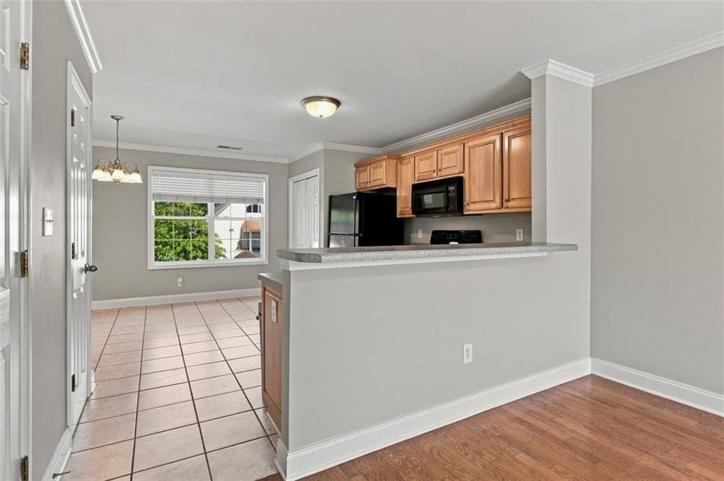 2 bedroom, 3 bathroom, 1,088 sq ft condominium for rent at 105 Whitehead Road 15, Athens, GA 30606 for $1,300 a month — photo 9