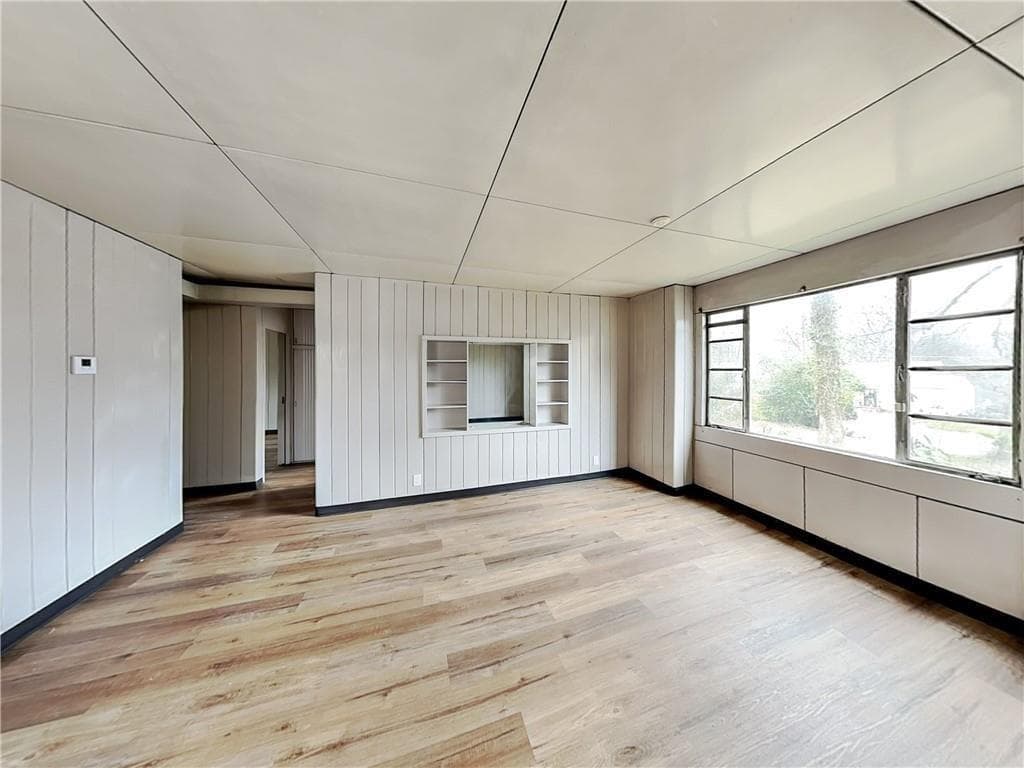 2 bedroom, 1 bathroom, 948 sq ft single family residence for rent at 832 Burchill Street, Atlanta, GA 30310 for $1,175 a month — photo 5