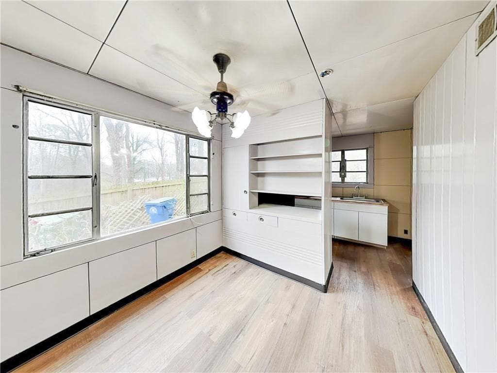 2 bedroom, 1 bathroom, 948 sq ft single family residence for rent at 832 Burchill Street, Atlanta, GA 30310 for $1,175 a month — photo 8