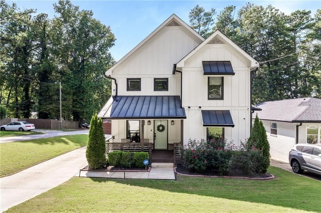 5 bedroom, 3 bathroom, 2,588 sq ft single family residence for rent at 517 Daniel Avenue, Decatur, GA 30032 for $3,900 a month — photo 1 of 32