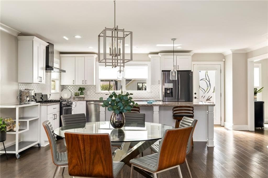 5 bedroom, 3 bathroom, 2,588 sq ft single family residence for rent at 517 Daniel Avenue, Decatur, GA 30032 for $3,900 a month — photo 7