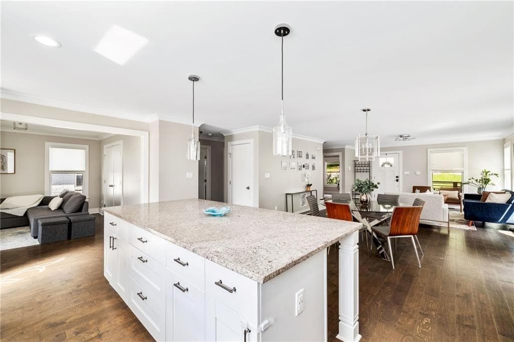 5 bedroom, 3 bathroom, 2,588 sq ft single family residence for rent at 517 Daniel Avenue, Decatur, GA 30032 for $3,900 a month — photo 9