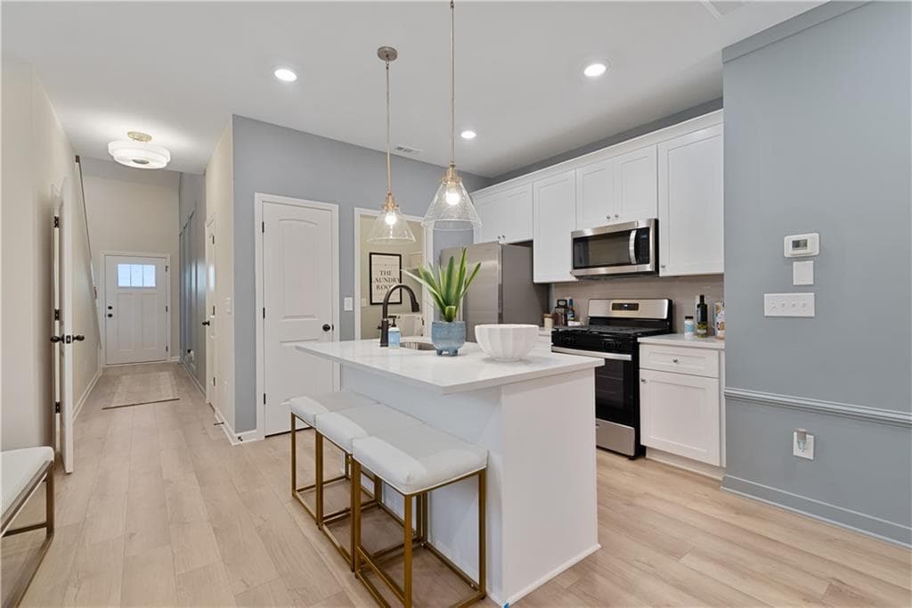 4 bedroom, 4 bathroom, 2,163 sq ft single family residence for sale at 322 Bedford Trace, Conyers, GA 30094 — photo 8