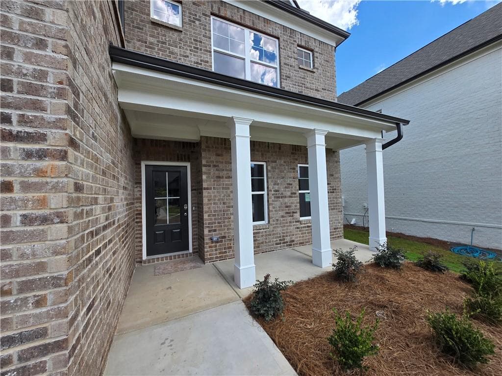 5 bedroom, 4 bathroom, 2,956 sq ft single family residence for sale at 733 Secret Garden Lane, Dacula, GA 30019 — photo 4