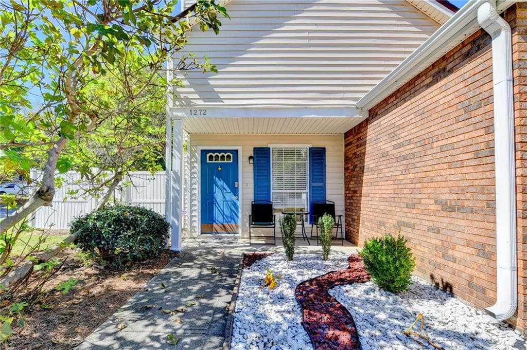 3 bedroom, 2 bathroom, 1,150 sq ft single family residence for sale at 1272 Parkside Club Drive, Lawrenceville, GA 30044 — photo 5