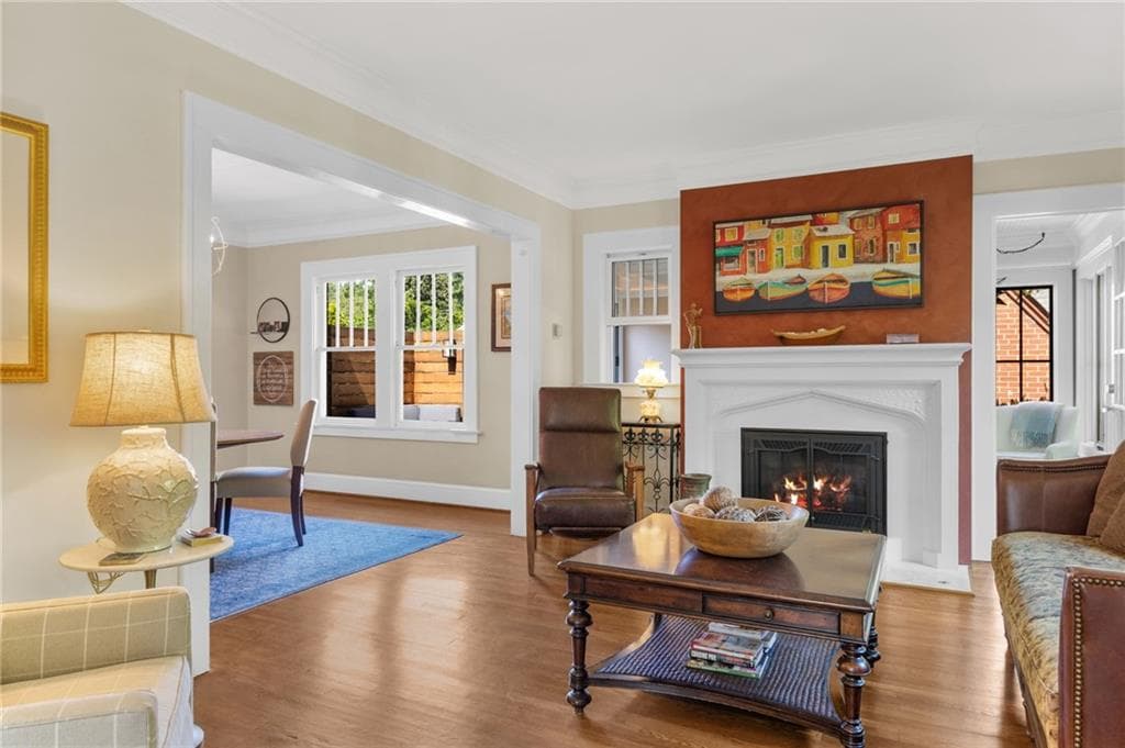 3 bedroom, 2 bathroom, 1,968 sq ft single family residence under contract at 1058 Rosedale Road, Atlanta, GA 30306 — photo 6