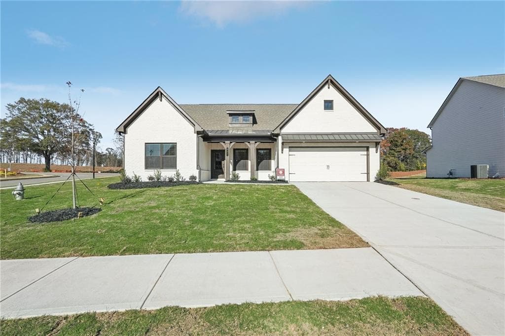 4 bedroom, 4 bathroom, 3,057 sq ft single family residence for sale at 772 Secret Garden Lane, Dacula, GA 30019 — photo 2