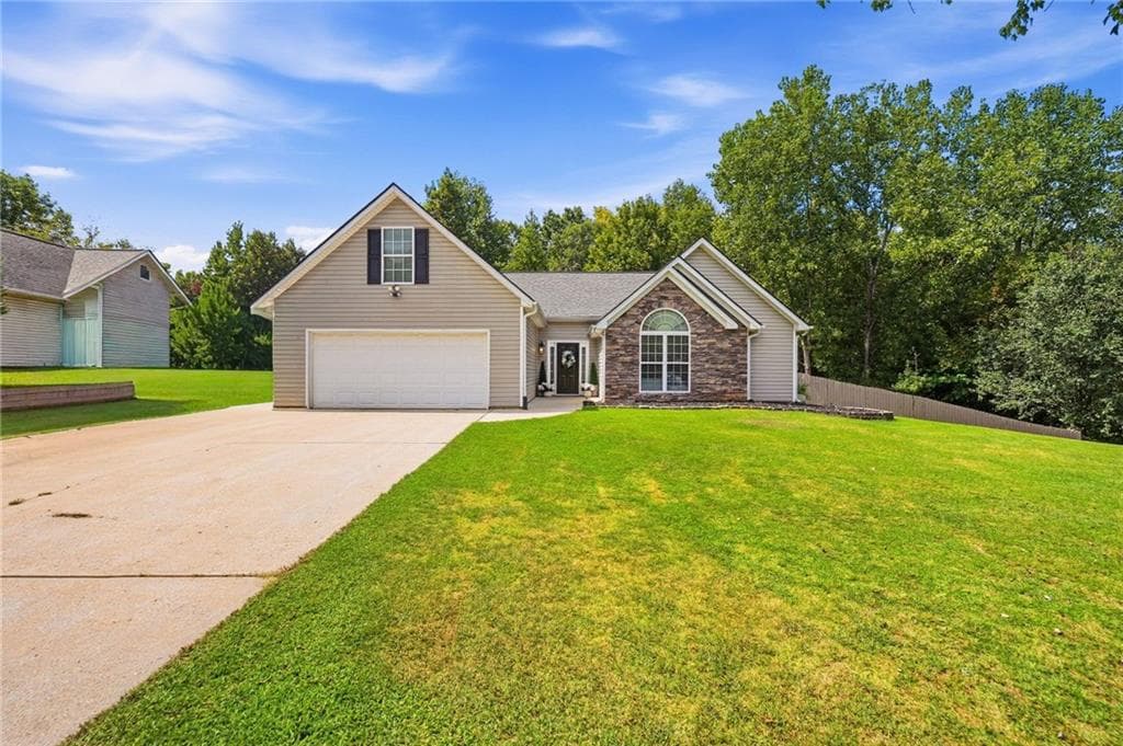 3 bedroom, 3 bathroom, 2,326 sq ft single family residence for sale at 198 Celestial Run, Winder, GA 30680