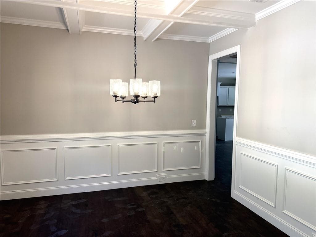 4 bedroom, 3 bathroom, 2,160 sq ft single family residence for sale at 303 Spring Lake Cove, White, GA 30184 — photo 4
