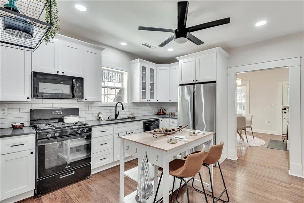 2 bedroom, 2 bathroom, 1,343 sq ft single family residence under contract at 465 E Side Avenue, Atlanta, GA 30316 — photo 4