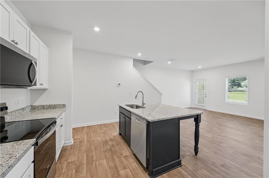3 bedroom, 3 bathroom, 1,568 sq ft townhouse for sale at 325 Rolling Green Road, Adairsville, GA 30103 — photo 5