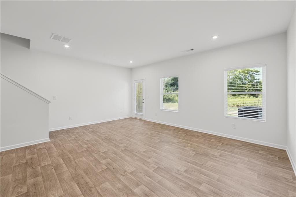3 bedroom, 3 bathroom, 1,568 sq ft townhouse for sale at 325 Rolling Green Road, Adairsville, GA 30103 — photo 7
