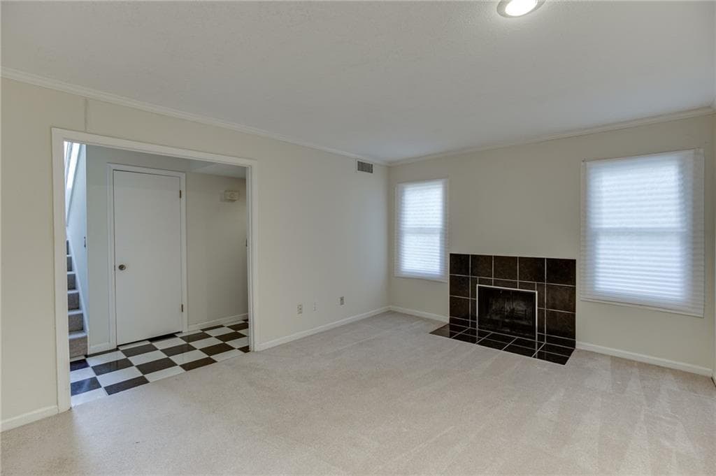 4 bedroom, 4 bathroom, 2,182 sq ft condominium for sale at 27 Willowick Drive, Lithonia, GA 30038 — photo 4