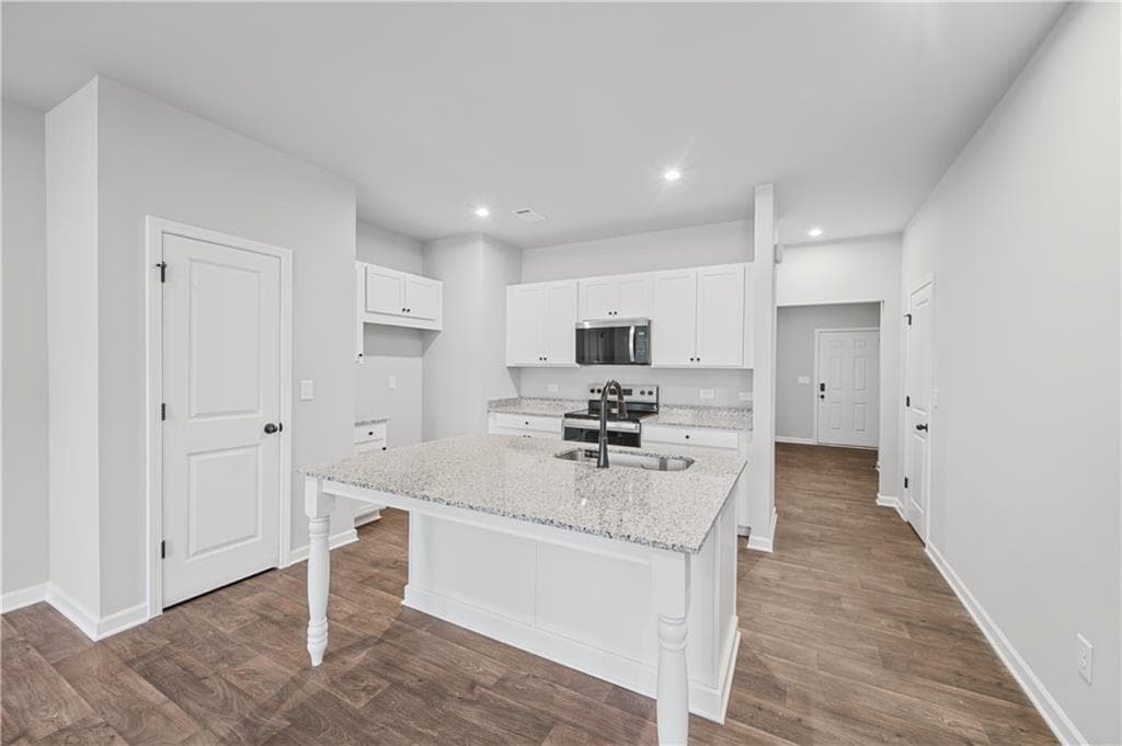 3 bedroom, 3 bathroom, 1,568 sq ft townhouse for sale at 327 Rolling Green Road, Adairsville, GA 30103 — photo 3