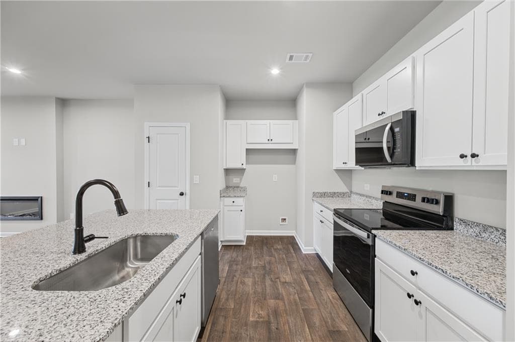 3 bedroom, 3 bathroom, 1,568 sq ft townhouse for sale at 327 Rolling Green Road, Adairsville, GA 30103 — photo 5
