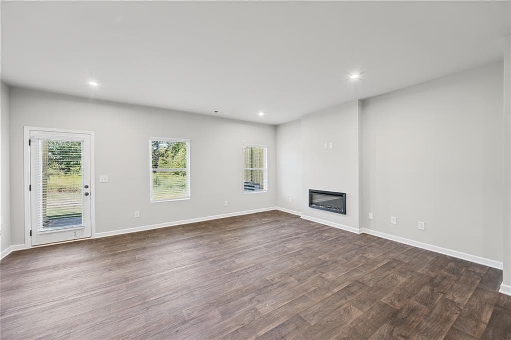 3 bedroom, 3 bathroom, 1,568 sq ft townhouse for sale at 327 Rolling Green Road, Adairsville, GA 30103 — photo 7
