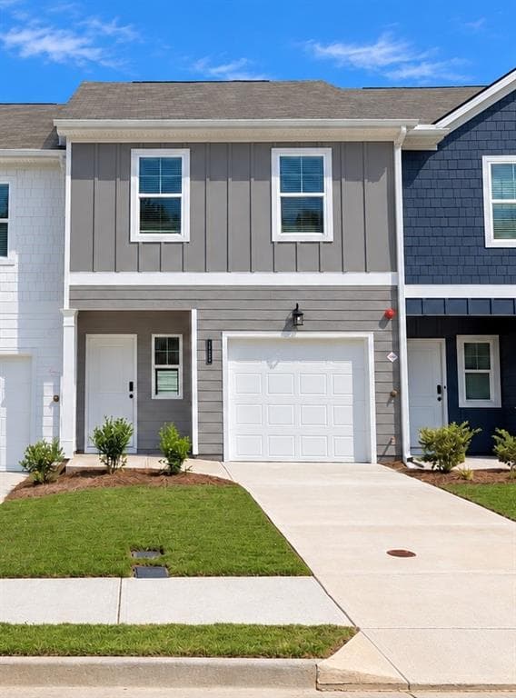 3 bedroom, 3 bathroom, 1,467 sq ft townhouse for sale at 1376 Riverstone Road LOT 94, Jonesboro, GA 30238