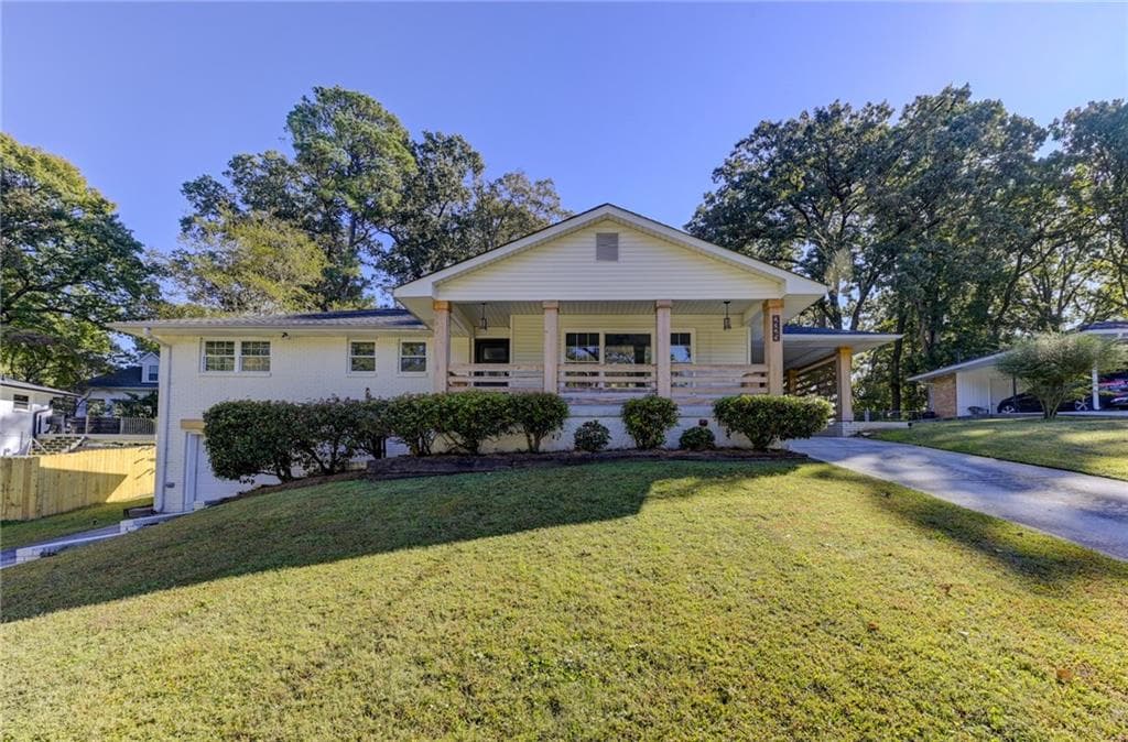 3 bedroom, 3 bathroom, 1,728 sq ft single family residence for sale at 2325 Elmwood Circle, Atlanta, GA 30339